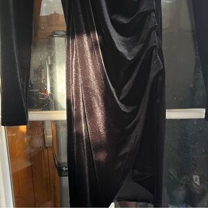 Tiger Mist Black Velvet Asymmetrical Dress pullover